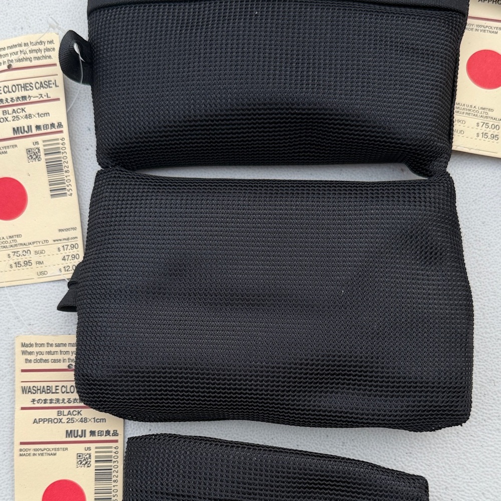 Muji Black Mesh Pouches Set of 6 - Picture 5 of 7